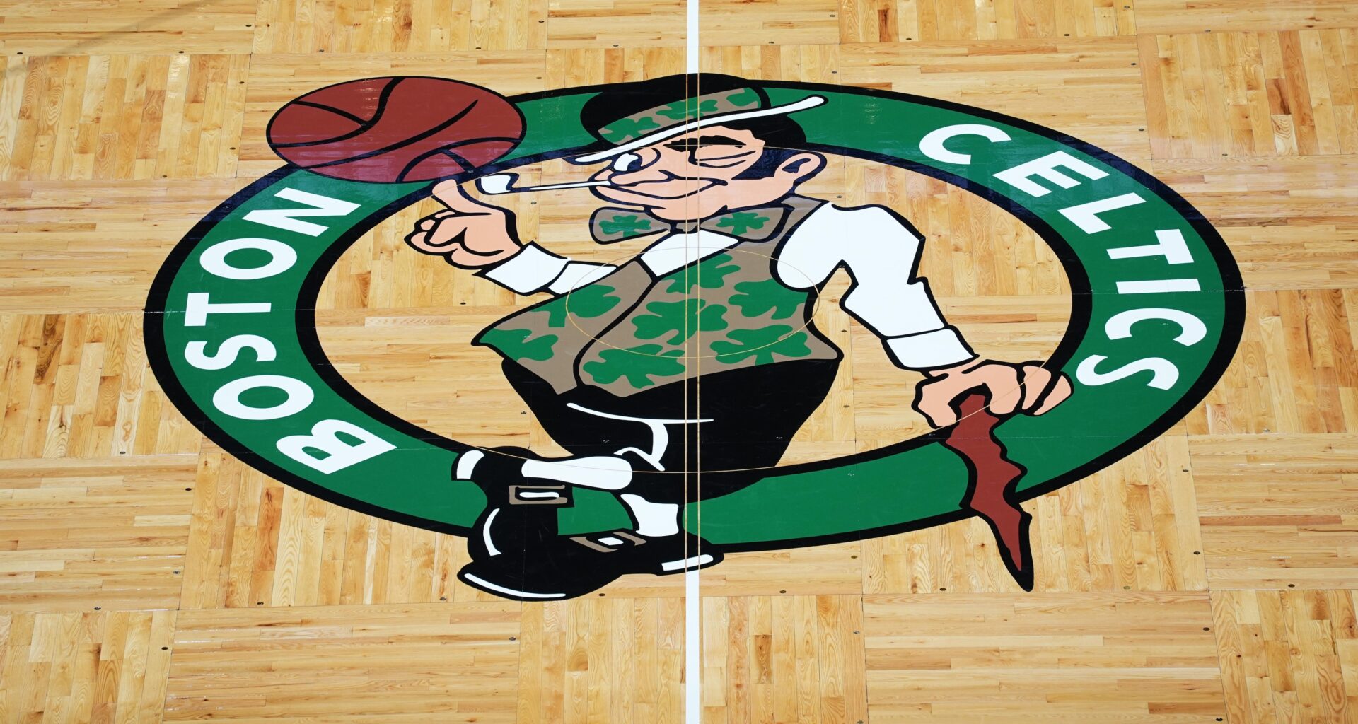 Celtics Trade Rumors Reveal Pursuit of 'Big-Time Starting Center' amid NBA Deadline Buzz