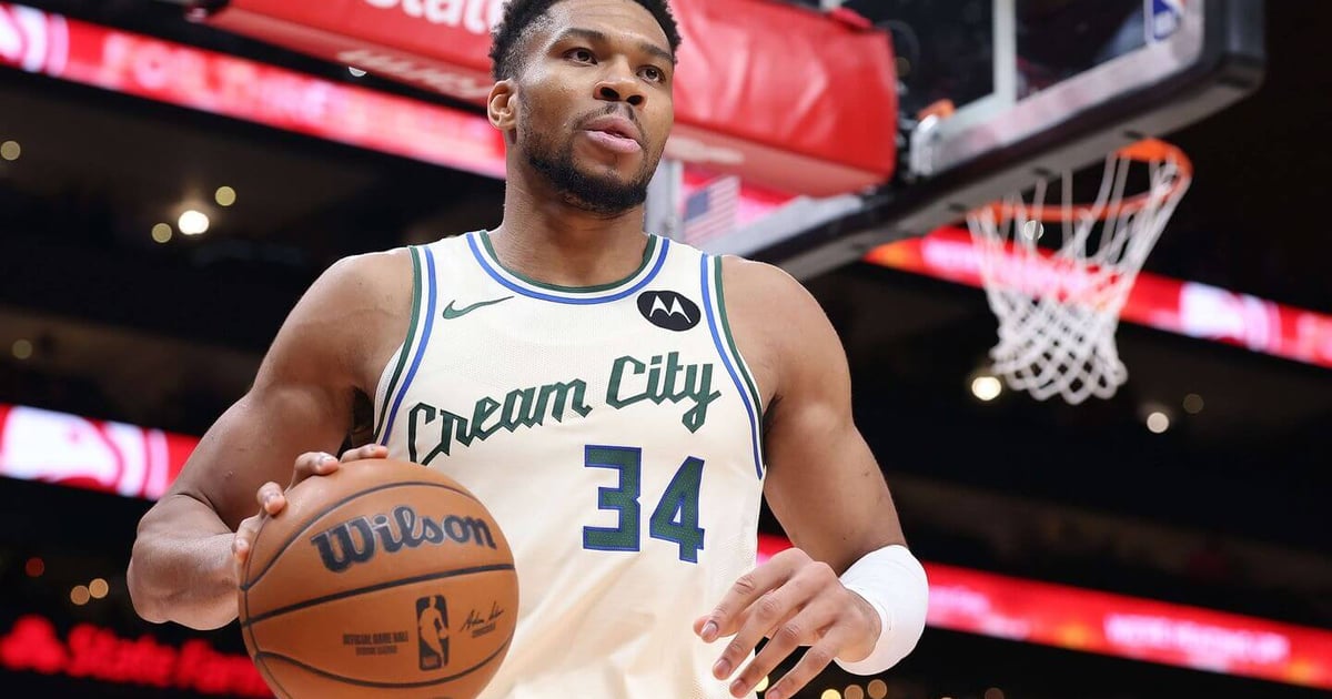 Bucks listening to Giannis trade offers