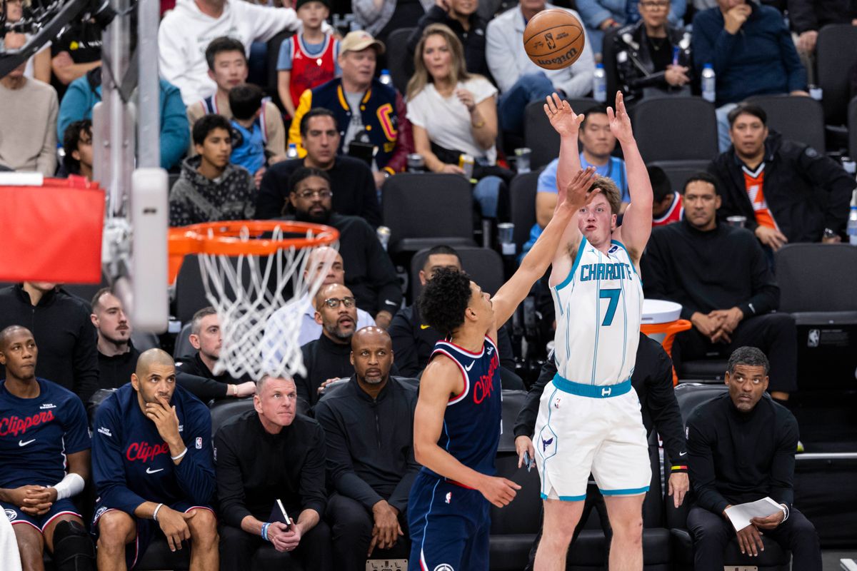 Kon Knueppel #7 of the Charlotte Hornets shoots the ball during an NBA basketball game against the LA Clippers, Monday January 12, 2026 in Inglewood, Calif.
