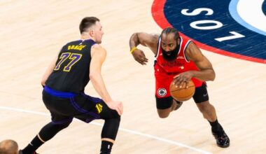 Lakers' fourth-quarter comeback cut short by Clippers, lose second time this season at Intuit Dome