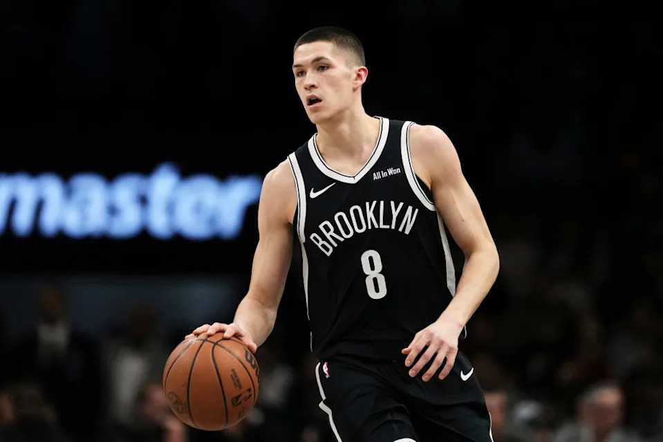 Egor Dëmin looks to pass during the first half of the Nets’ overtime loss to the Magic. AP
