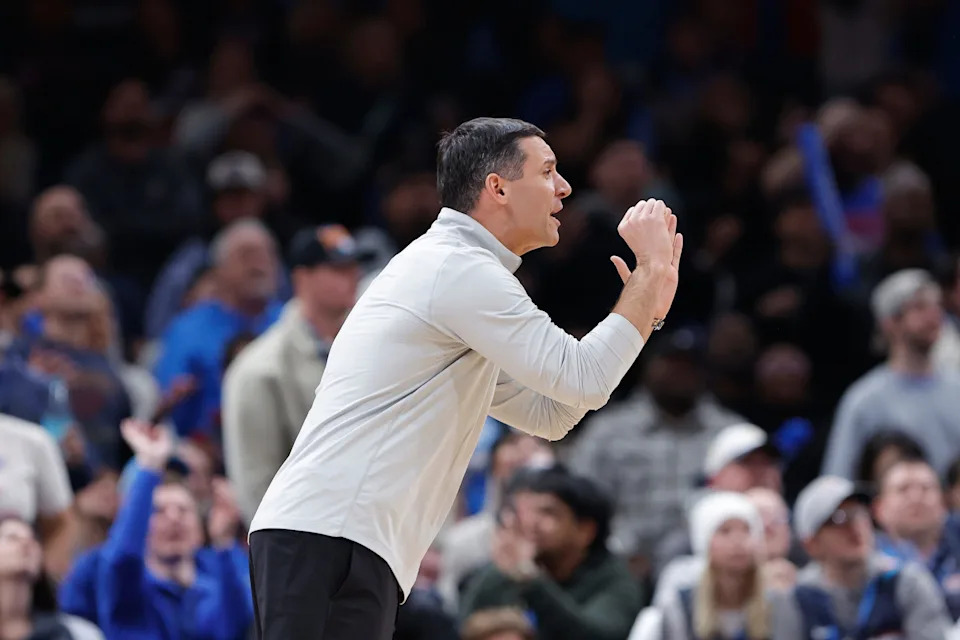 Jan 23, 2026; Oklahoma City, Oklahoma, USA; Oklahoma City Thunder Head Coach Mark Daigneault yells to his team against the Indiana Pacers during the second half at Paycom Center. Mandatory Credit: Alonzo Adams-Imagn Images