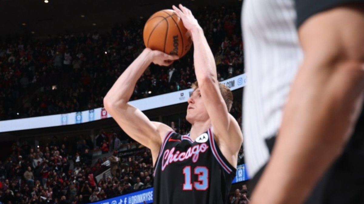 Huerter’s three-pointer sinks Celtics – NBC Chicago