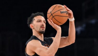 Devin Booker, Suns put hurt on Knicks