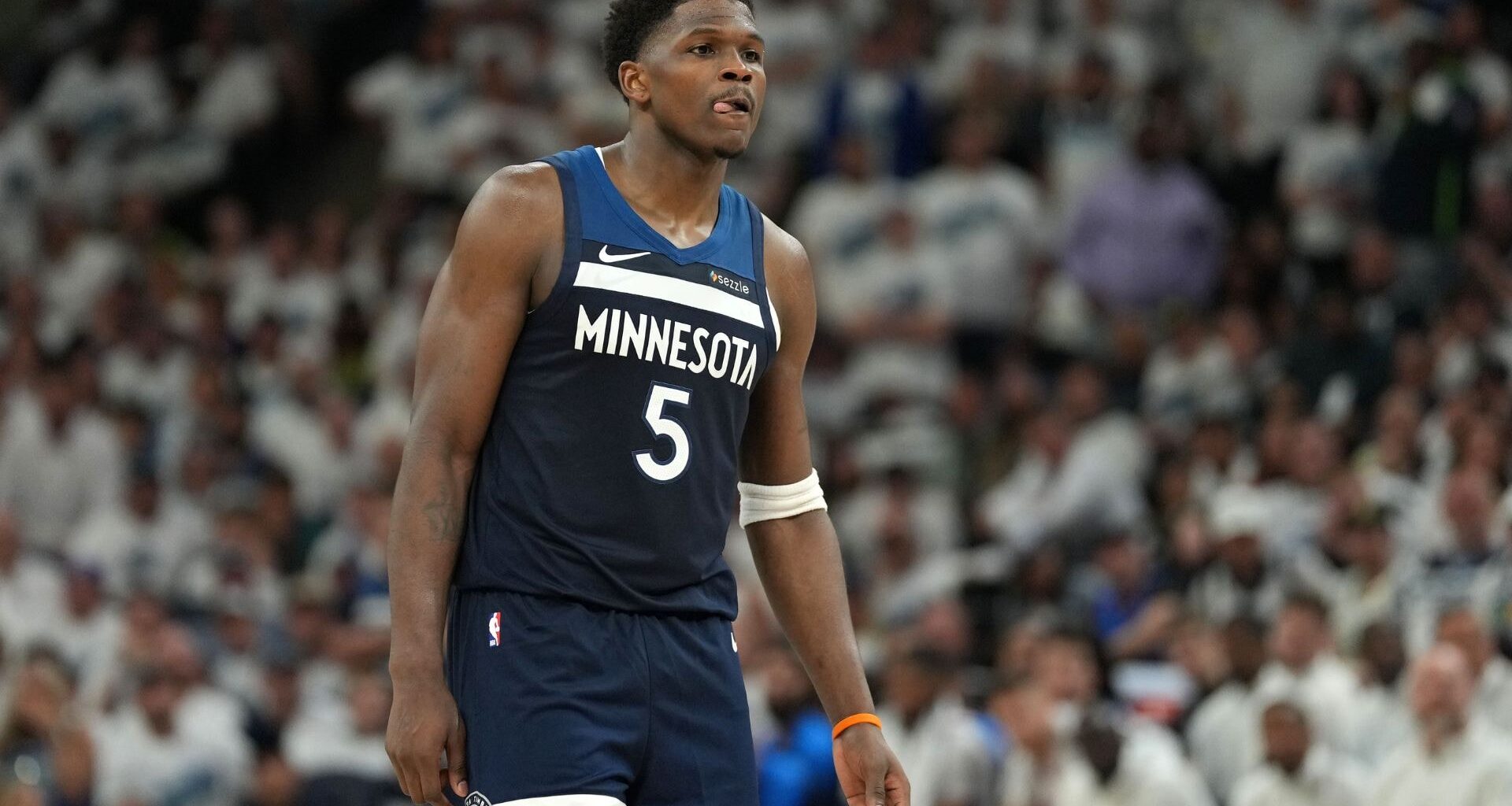 Anthony Edwards and Julius Randle