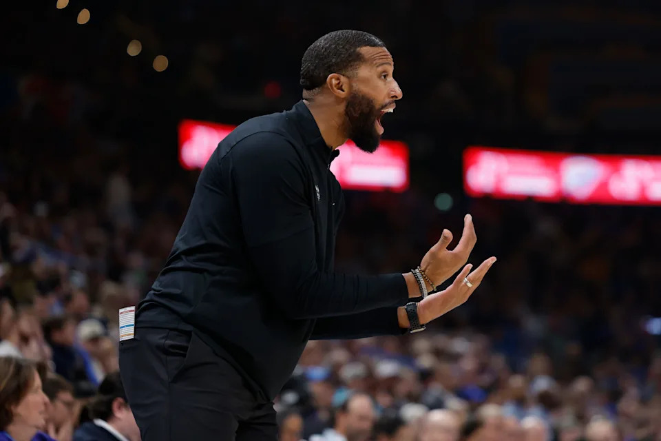 Jan 5, 2026; Oklahoma City, Oklahoma, USA; Charlotte Hornets head coach Charles Lee reacts during a play against the Oklahoma City Thunder during the second quarter at Paycom Center. Mandatory Credit: Alonzo Adams-Imagn Images