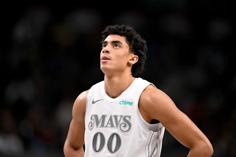 Dallas Mavericks guard Max Christie (00)© Jerome Miron-Imagn Images