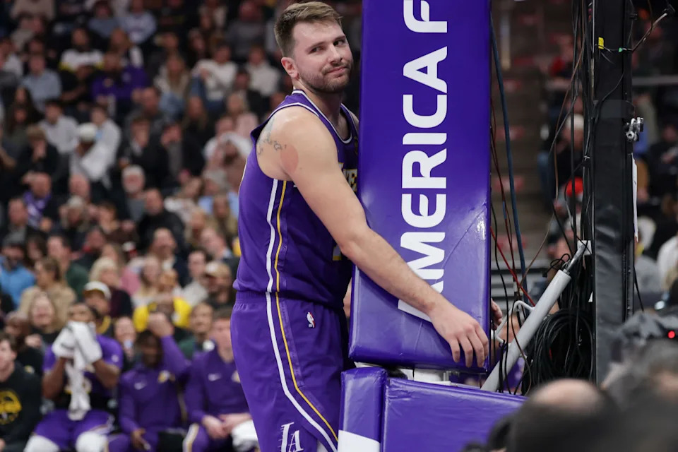 Los Angeles Lakers guard Luka Doncic (77). Chris Nicoll-Imagn Images