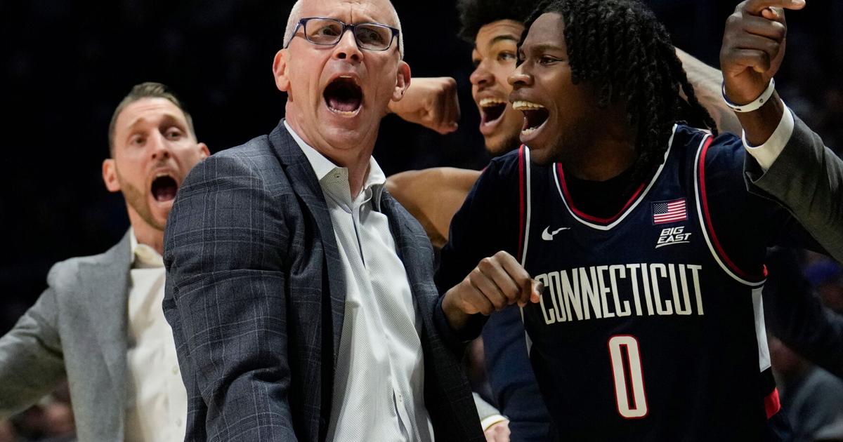 No. 4 UConn beats Xavier 90-67 behind Mullins and Karaban | Basketball