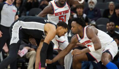 Spurs' Wembanyama doesn't expect to miss time after hyperextending knee in win over Knicks | National Sports