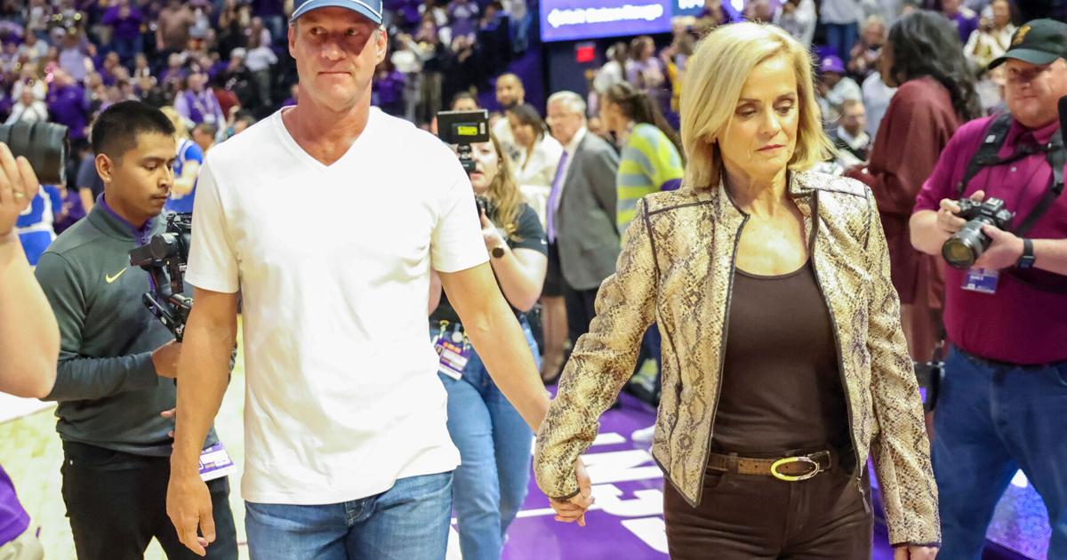 LSU football coach Kiffin attends Tigers' women's hoop game as Ole Miss beats Georgia at Sugar Bowl | Basketball