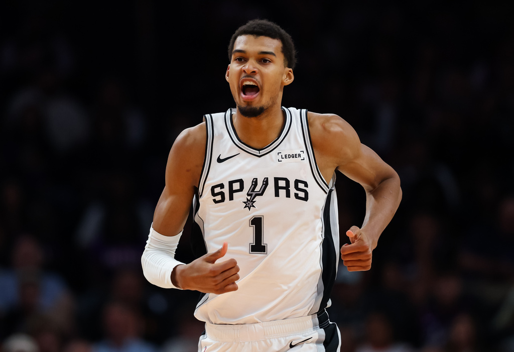 Spurs vs. Hornets Prediction, Spread, Picks: Wemby's Block Party?