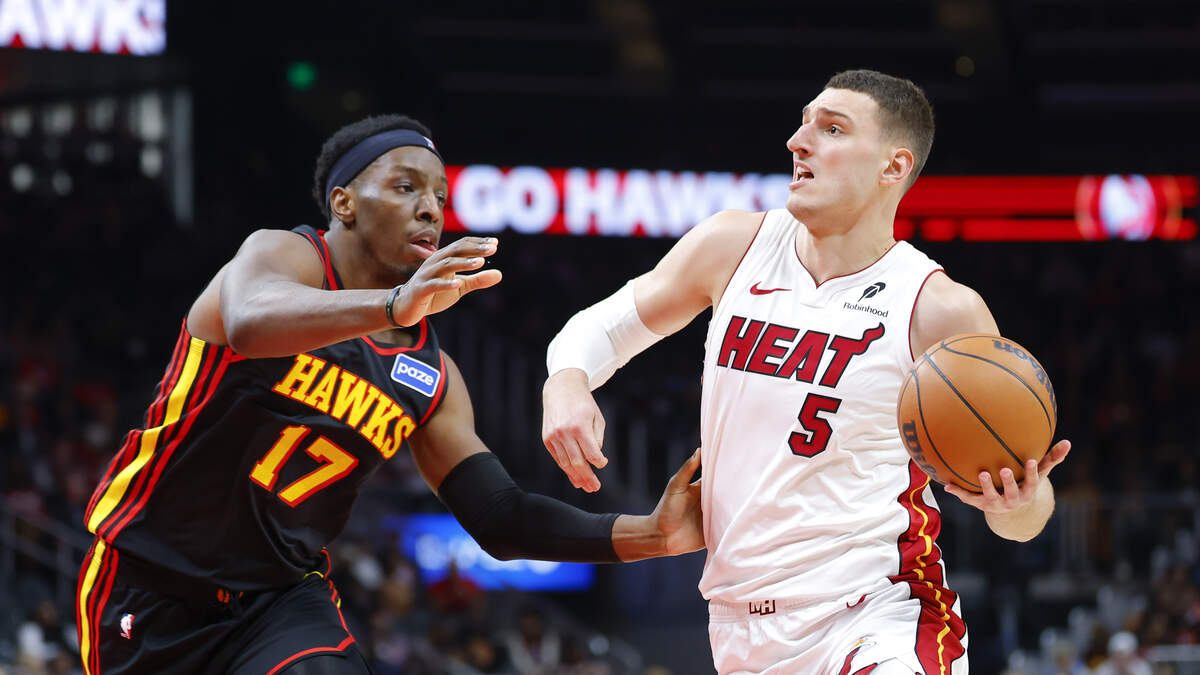 Warriors vs. Hawks Predictions, Odds & Stats – Jan. 11