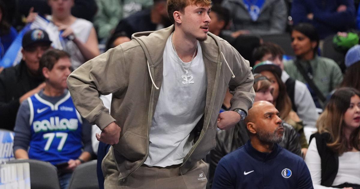 Cooper Flagg back for MSG pro debut. Brunson and Hart return for Knicks team struggling without them | Associated Press
