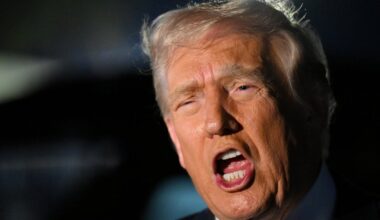 Heckler At NBA Game In London Gets Huge Cheers With Blunt 3-Word Message For Trump