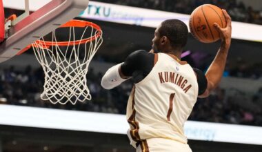 Warriors wait for word on Kuminga's injury after his return was prompted by Butler's ACL tear | Pro National Sports