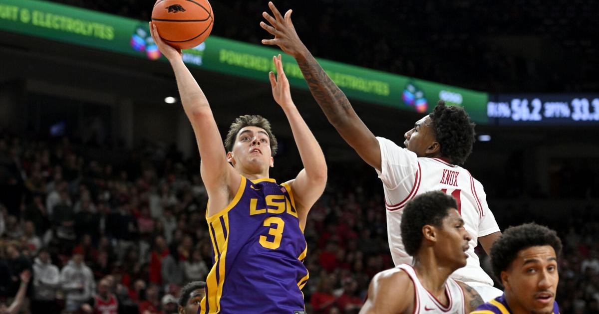 Acuff Jr. scores a career-high 31 points to lead No. 20 Arkansas past LSU, 85-81 | Basketball