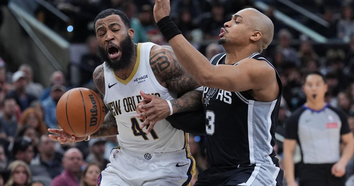Pelicans squander 20-point lead, rebound to beat Spurs 104-95 | National Sports