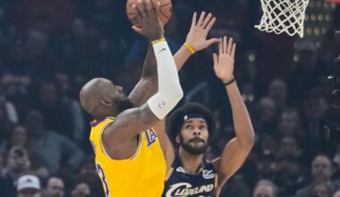 LeBron James tears up during tribute video of his 25 straight points for Cavs in 2007 playoffs | Region