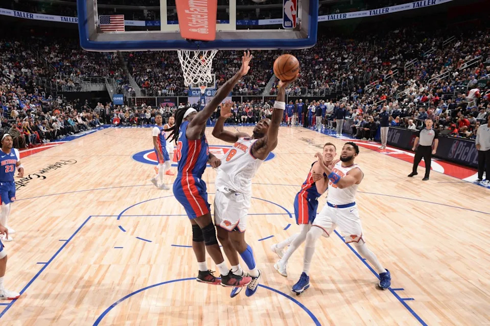 OG Anunoby #8 of the New York Knicks drives to the basket during the game against the Detroit Pistons on January 5, 2026 at Little Caesars Arena in Detroit, NBAE via Getty Images