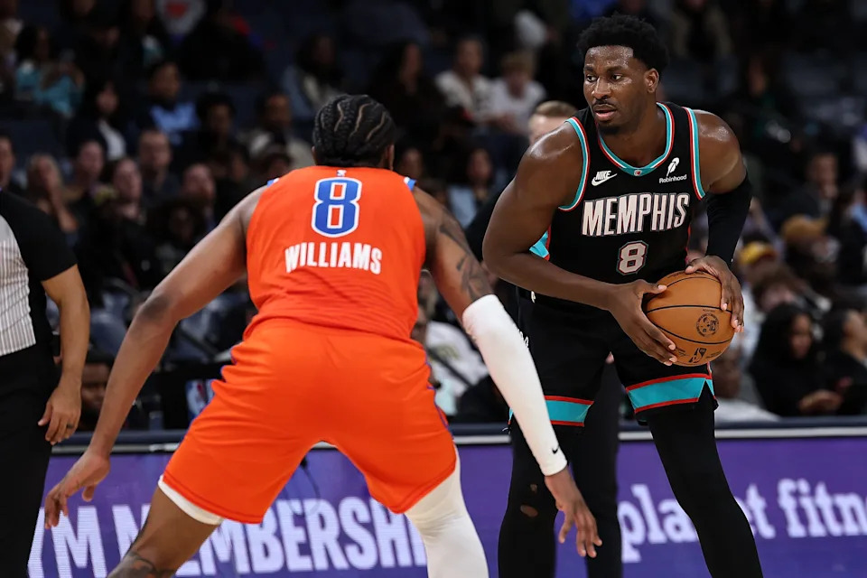 MEMPHIS, TENNESSEE - JANUARY 09: Jaren Jackson Jr. #8 of the Memphis Grizzlies handles the ball against Jalen Williams #8 of the Oklahoma City Thunder during the second half at FedExForum on January 09, 2026 in Memphis, Tennessee. NOTE TO USER: User expressly acknowledges and agrees that, by downloading and or using this photograph, user is consenting to the terms and conditions of the Getty Images License Agreement. (Photo by Justin Ford/Getty Images)