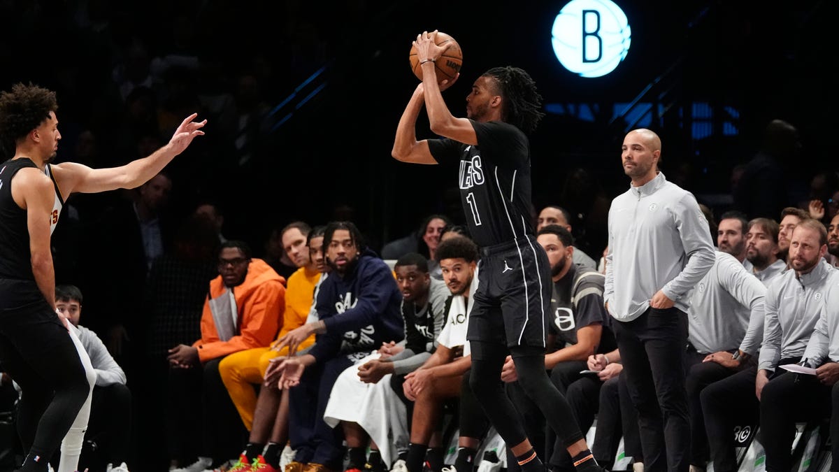 How to watch, injuries, lineups