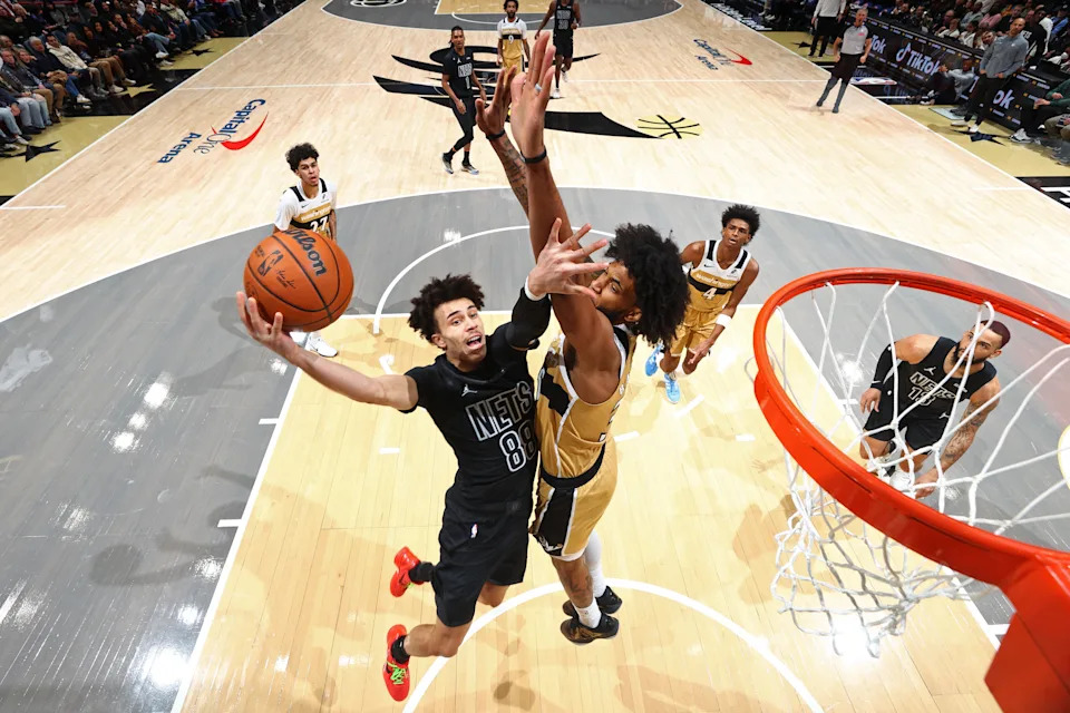 WASHINGTON, DC – JANUARY 2: Nolan Traore #88 of the Brooklyn Nets drives to the basket during the game against the Washington Wizards on January 2, 2026 at Capital One Arena in Washington, DC. NOTE TO USER: User expressly acknowledges and agrees that, by downloading and or using this Photograph, user is consenting to the terms and conditions of the Getty Images License Agreement. Mandatory Copyright Notice: Copyright 2025 NBAE (Photo by Stephen Gosling/NBAE via Getty Images)