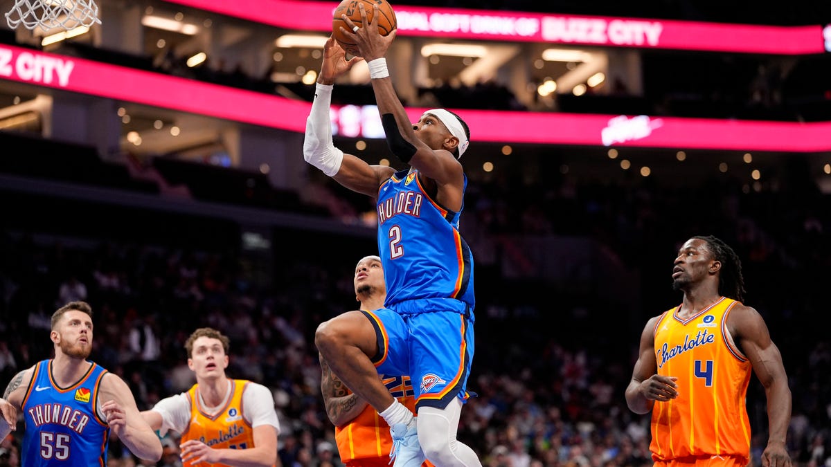 Live updates, highlights for Monday's game