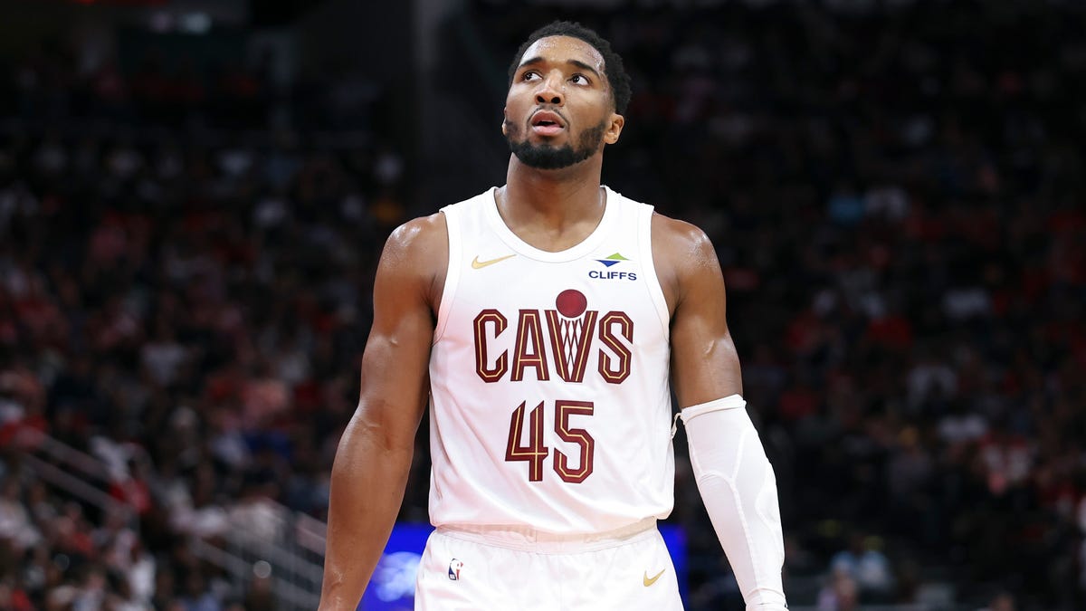 Suns at Cavaliers odds, picks and predictions