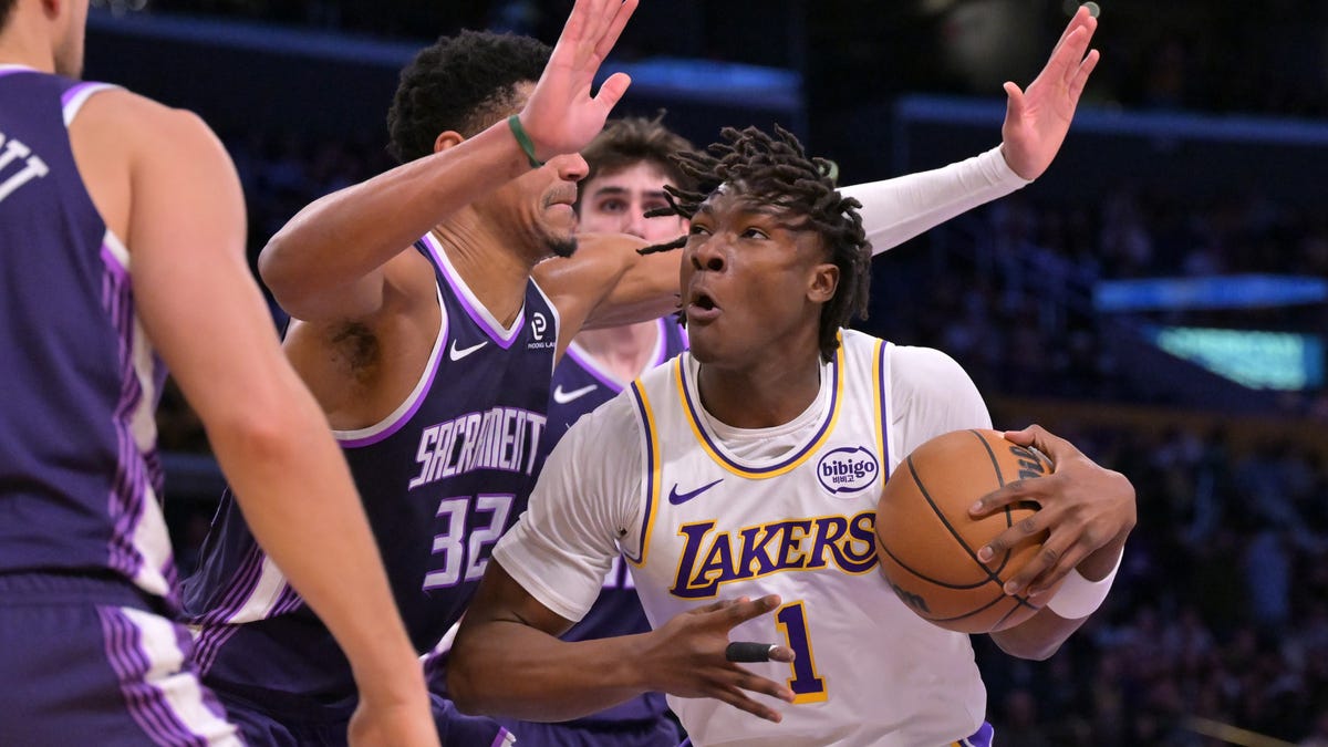 Adou Thiero to miss at least 4 weeks with knee injury