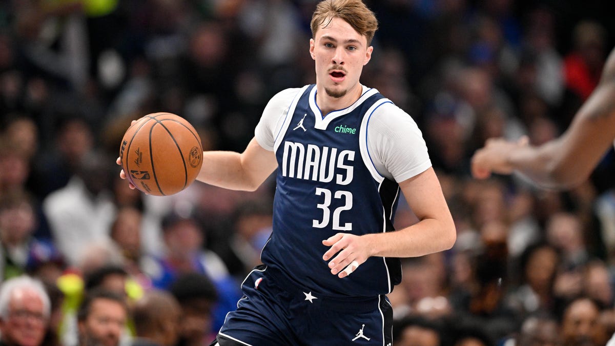 Mavericks' Flagg, Hornets' Knueppel named Dec. Rookies of the Month