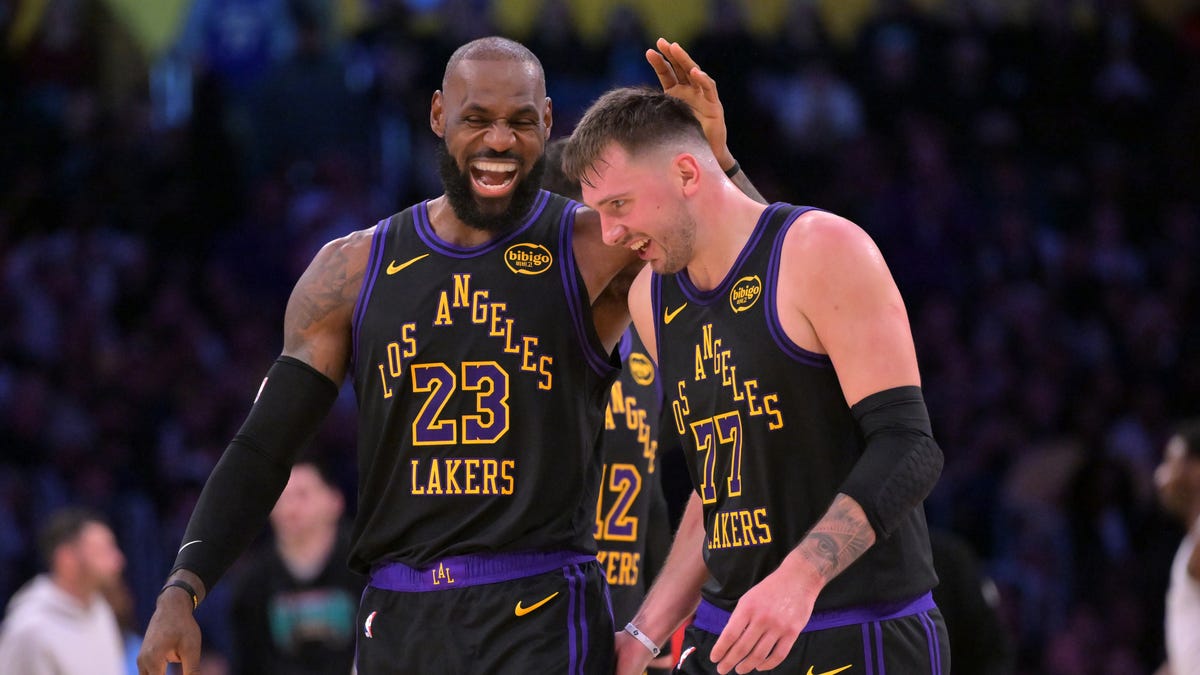 Grizzlies at Lakers odds, picks and predictions