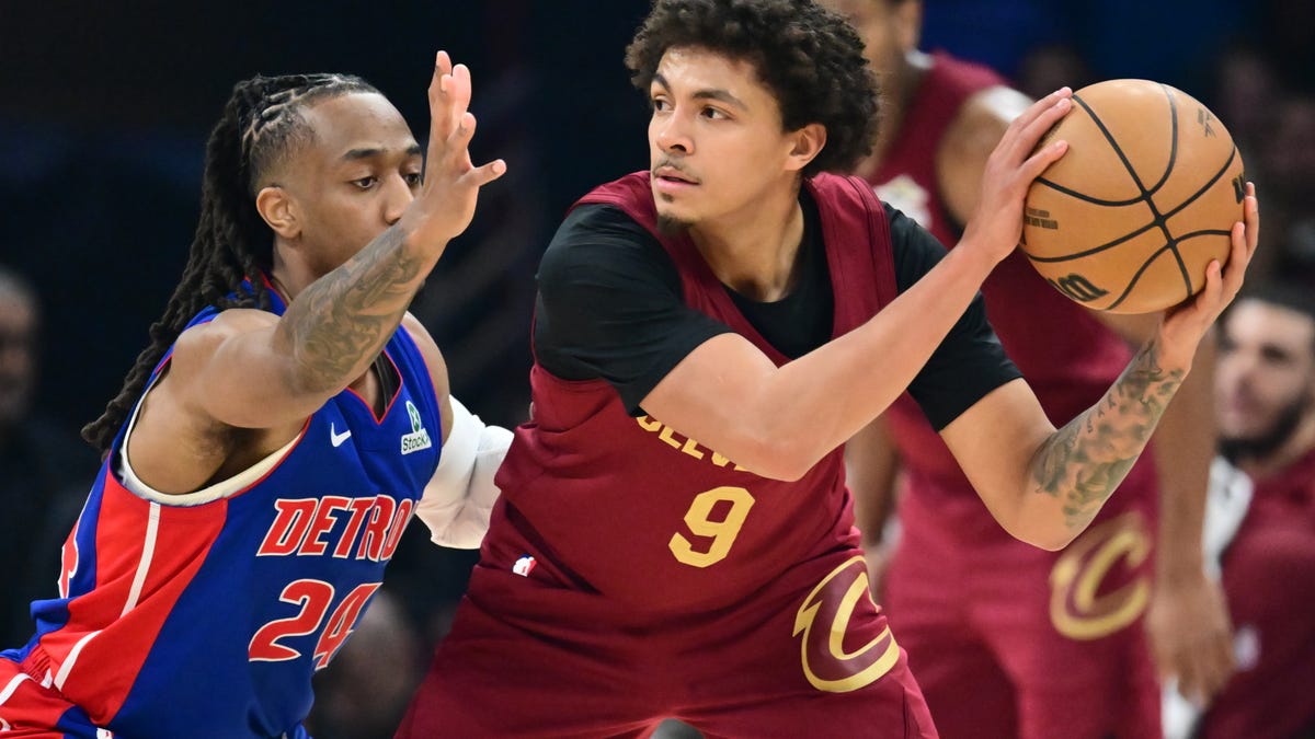 Detroit Pistons score as Daniss Jenkins has historic burst in Cavs win