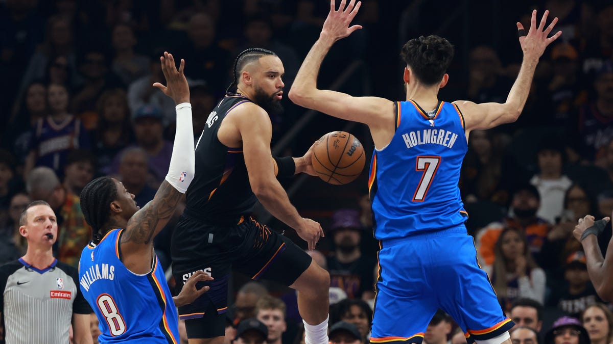 Best images from Thunder's 108-105 loss to Suns
