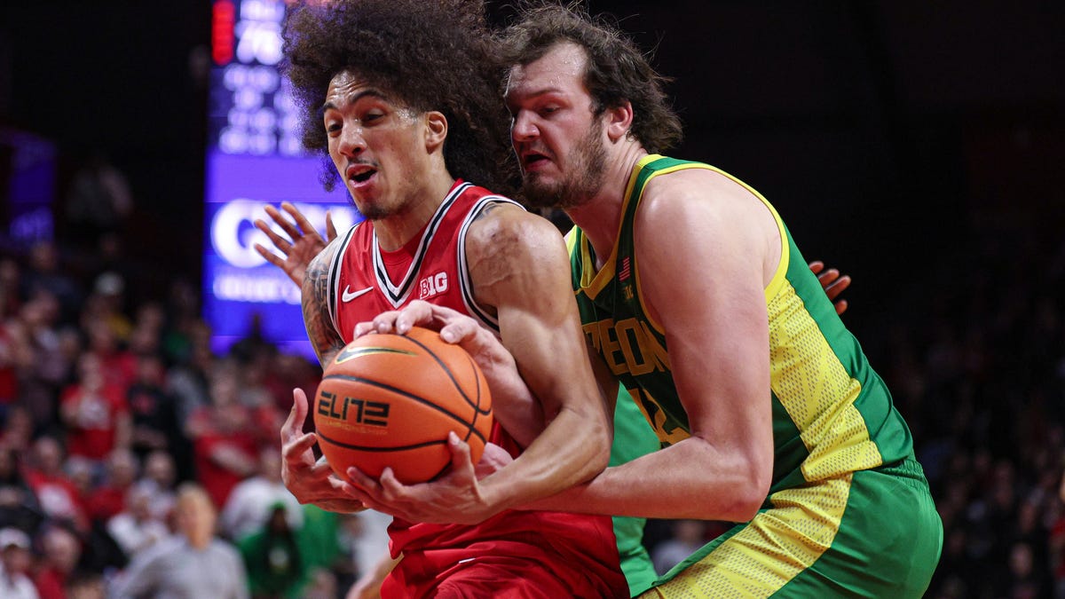 Rutgers basketball overcomes brutal call, beats Oregon in OT