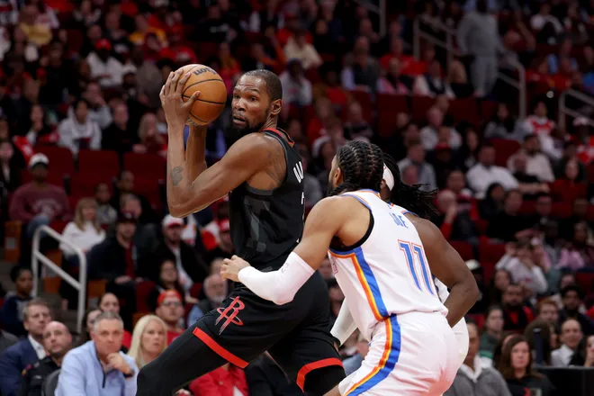 HOUSTON, TEXAS - JANUARY 15: Kevin Durant #7 of the Houston Rockets in action during the second quarter of the game against the Oklahoma City Thunder at Toyota Center on January 15, 2026 in Houston, Texas. (Photo by Kenneth Richmond/Getty Images)