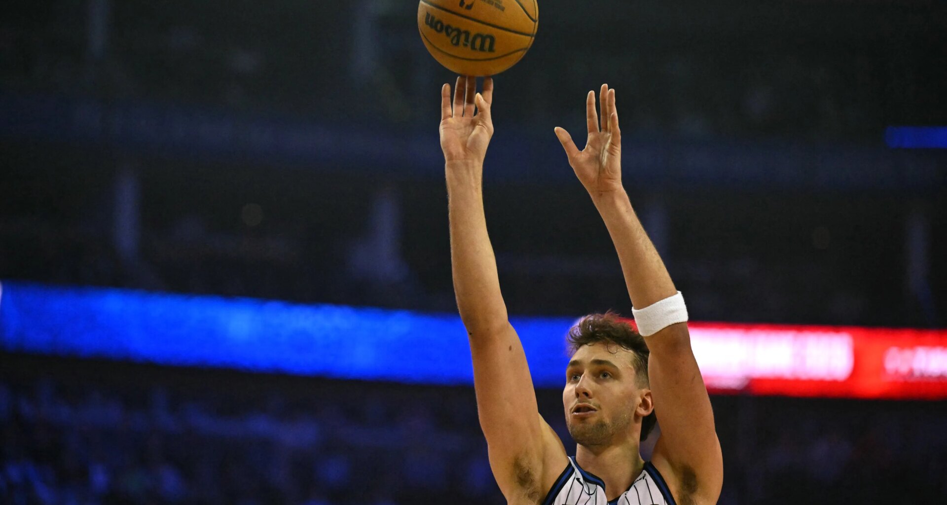 Full injury report, streaming, odds for Jan. 22