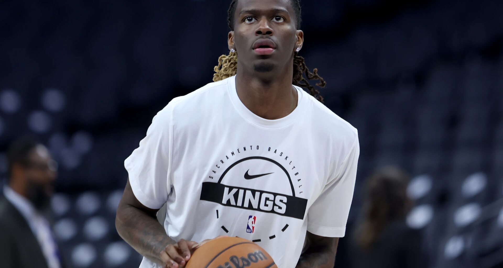 Writer suggests 'reasonable' trade package for Kings' Keon Ellis