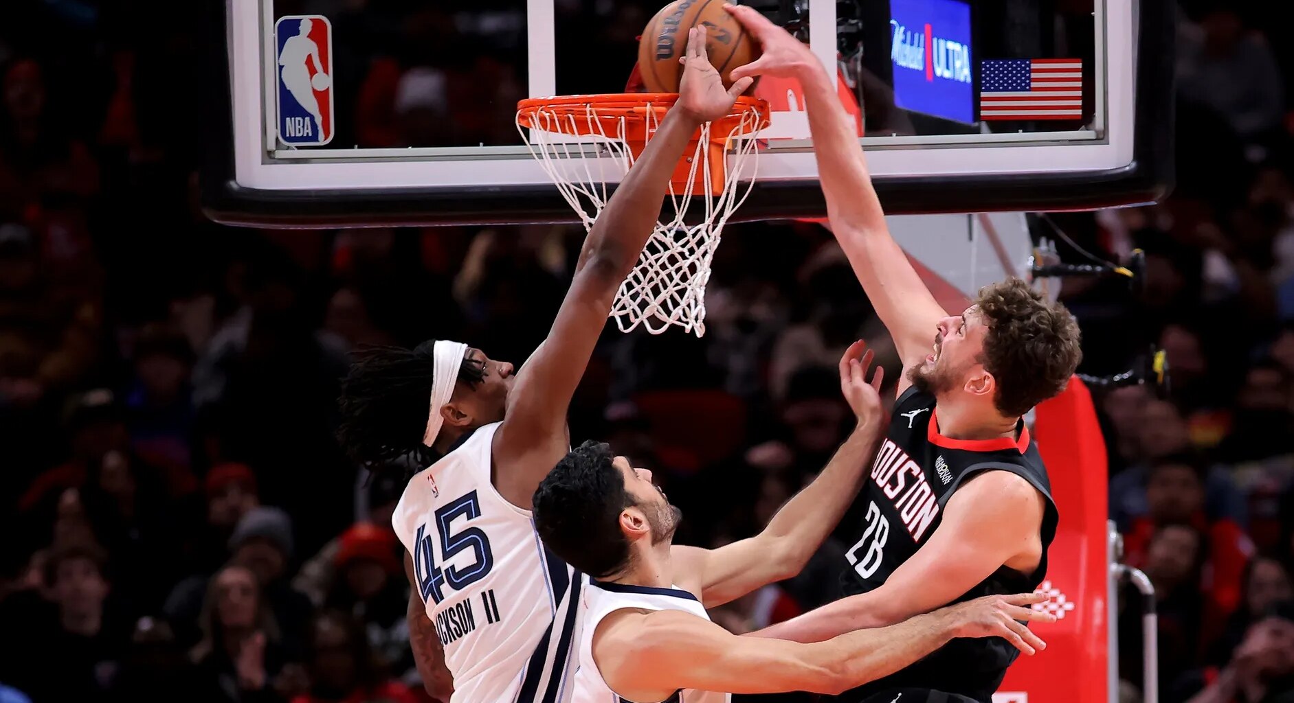 Alperen Sengun drops 33 on elite efficiency as Rockets beat Grizzlies