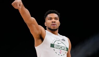 Warriors' tabbed as front runner in Giannis Antetokounmpo trade talks