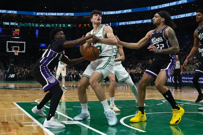 Jan 30, 2026; Boston, Massachusetts, USA; Sacramento Kings guard Isaiah Stevens (24) knocks the ball away from Boston Celtics guard Hugo Gonzalez (28) during the second half at TD Garden. Mandatory Credit: Winslow Townson-Imagn Images