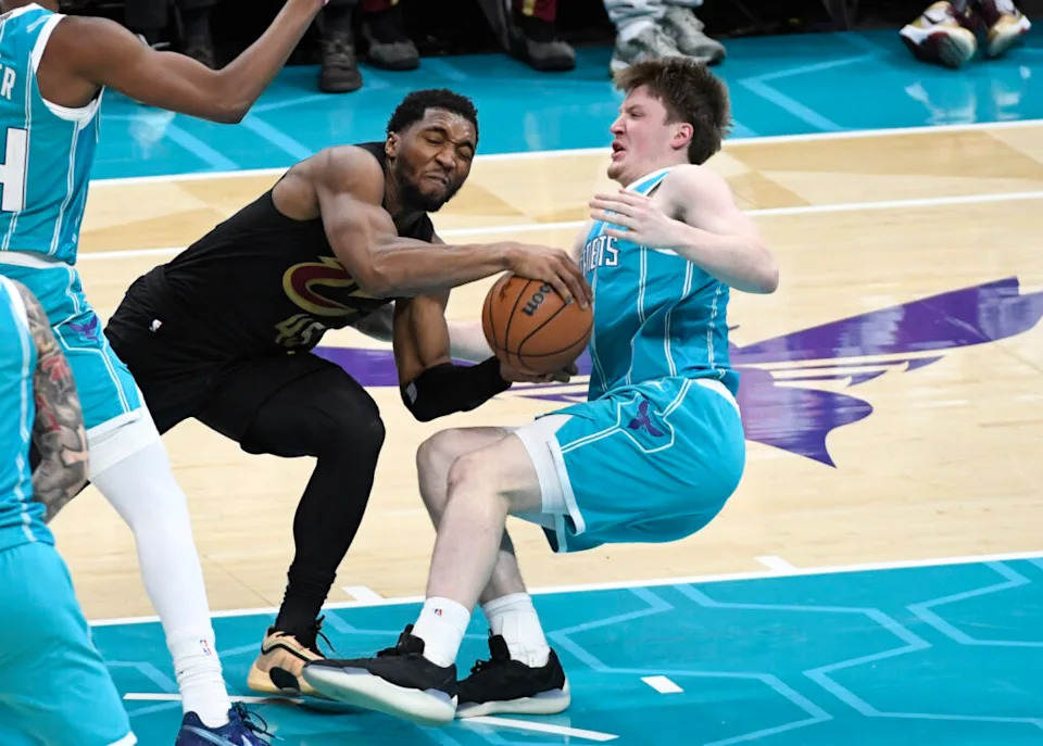 Cleveland Cavaliers vs Charlotte Hornets (94-87)
