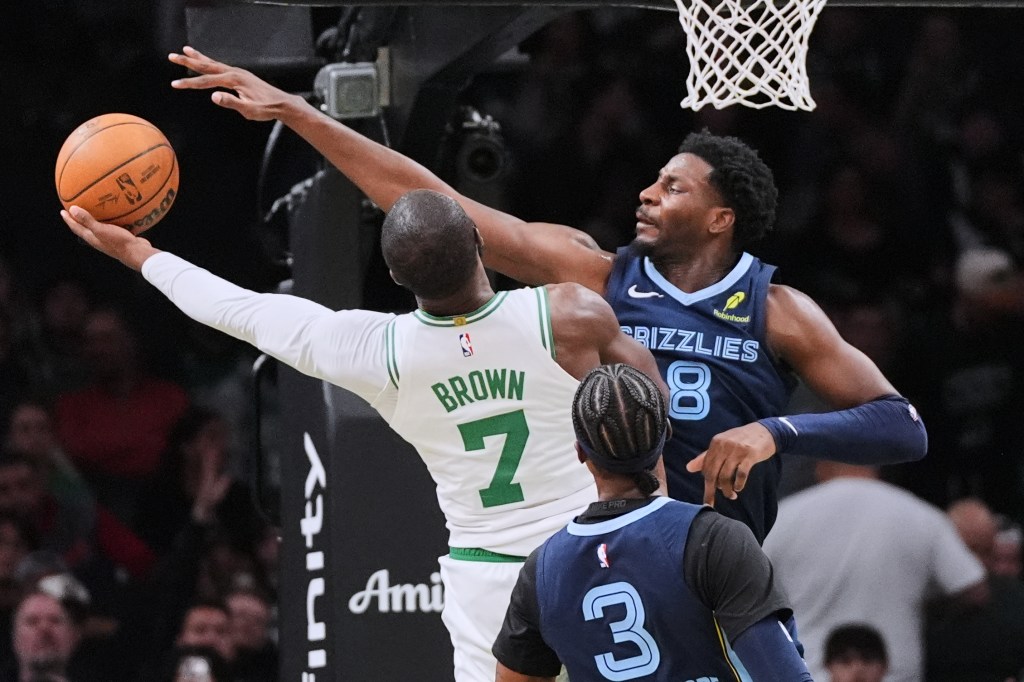 Boston 'would love' to acquire All-Star big man