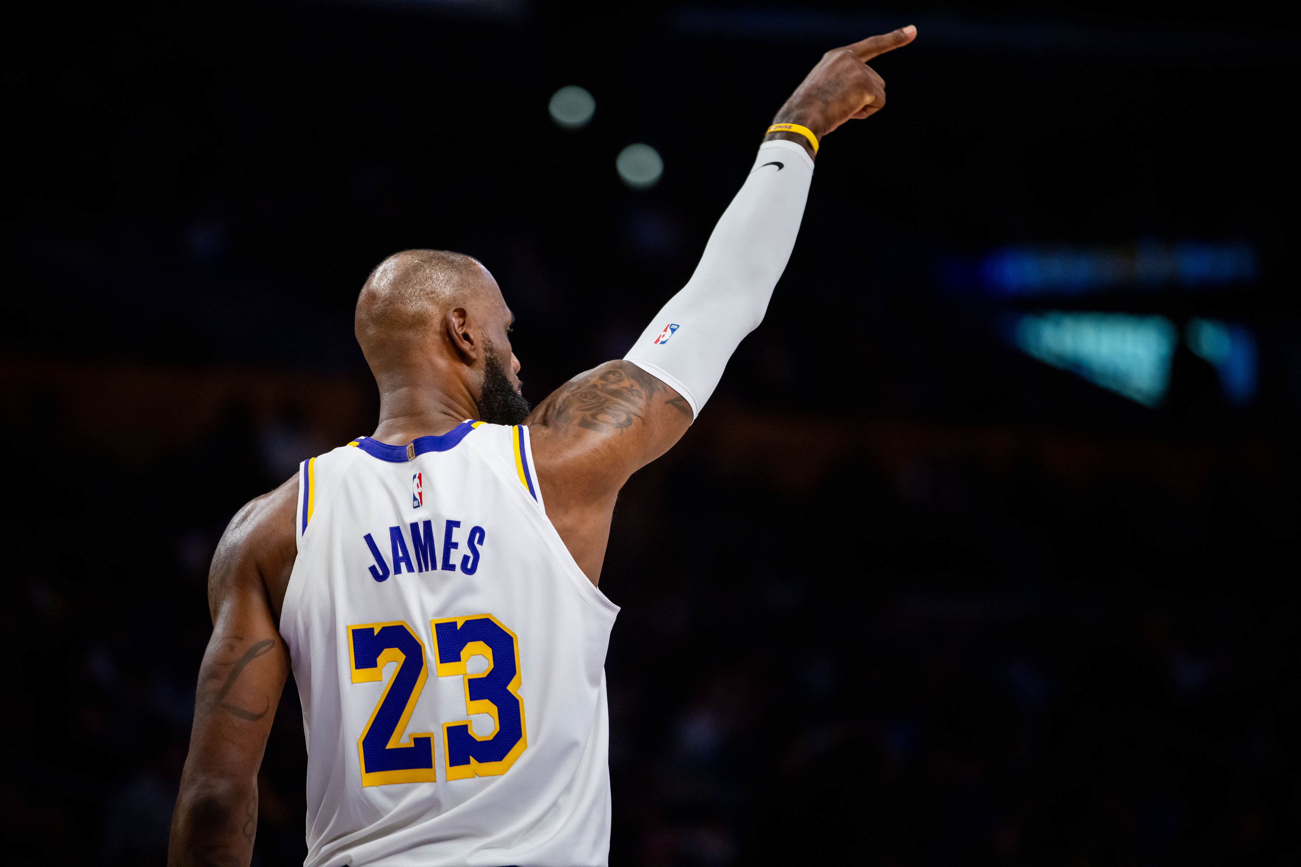 Lakers forward LeBron James (23) gestures during the first half...