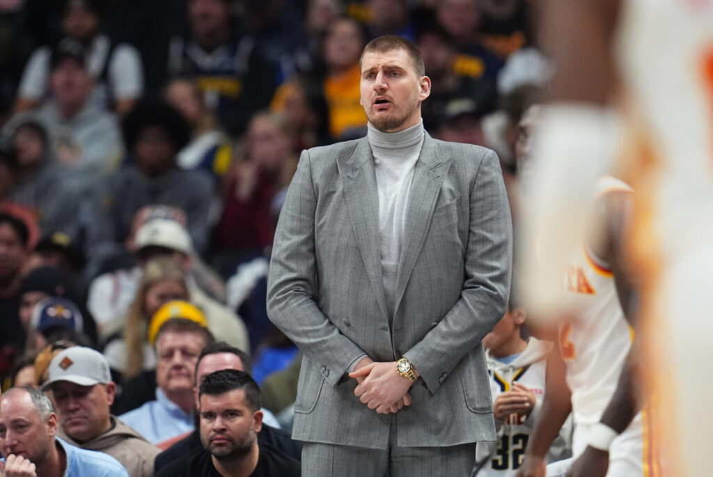 Nuggets star Nikola Jokic taking small steps toward return from knee injury
