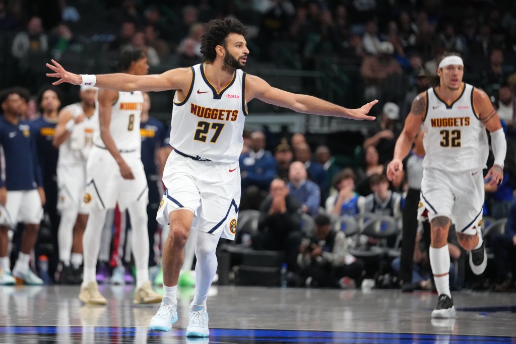 Nuggets overtake Spurs halfway through season