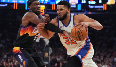 Knicks lose to Suns on alumni night, drop 8th game in last 10