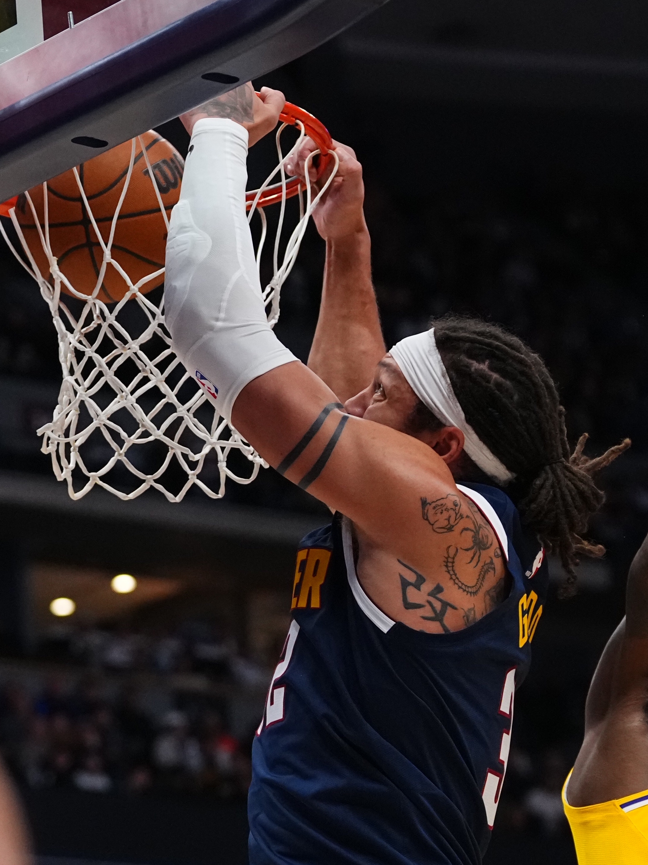 Denver Nuggets forward Aaron Gordon dunks against the Lakers during...