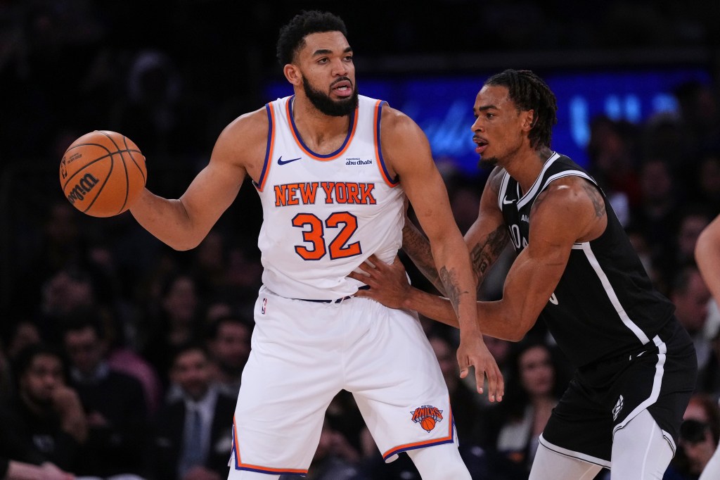 Mike Brown adjusting Knicks offense to help Karl-Anthony Towns