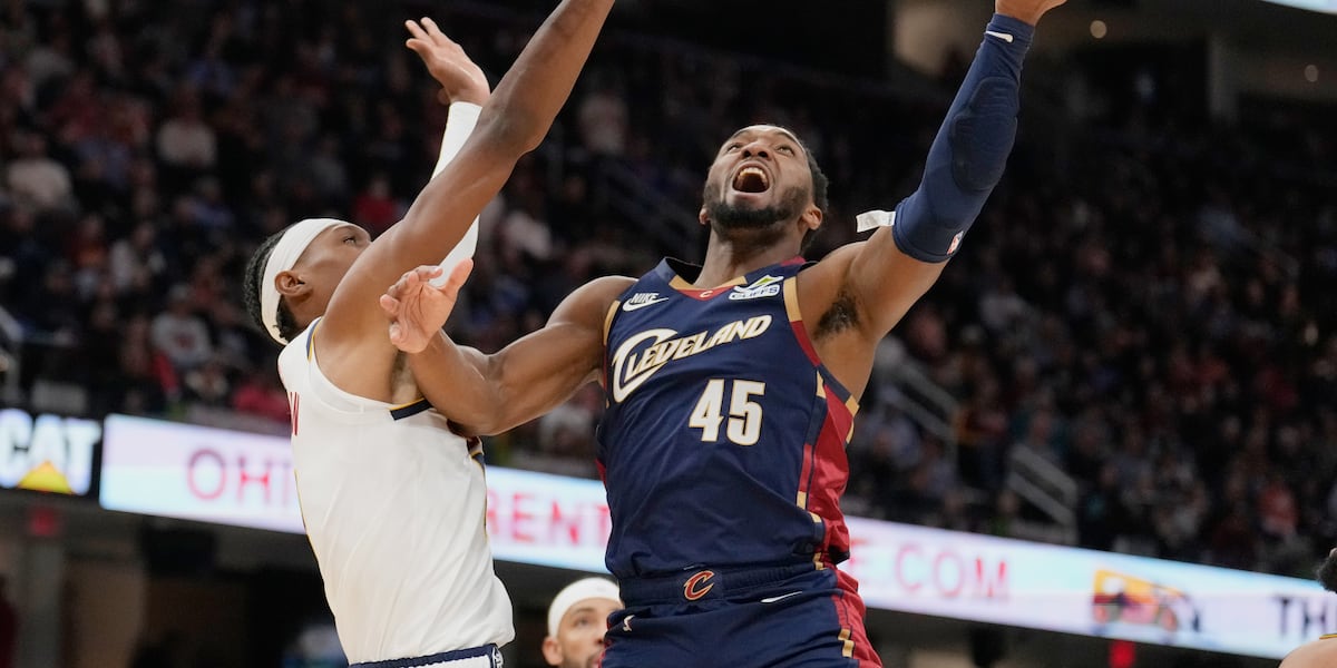 Donovan Mitchell scores 33 points, Cavaliers outlast short-handed Nuggets 113-108